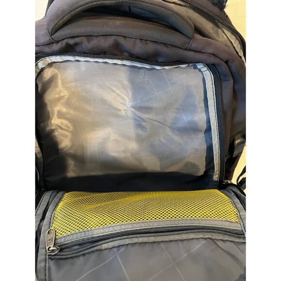 Bruno Cavalli Padded Computer Black Backpack - Picture 4 of 6